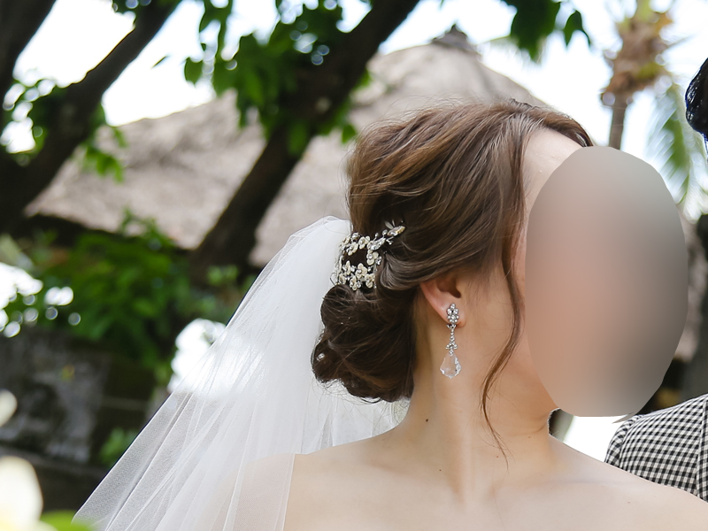 結婚式のヘアスタイル　シニヨン風