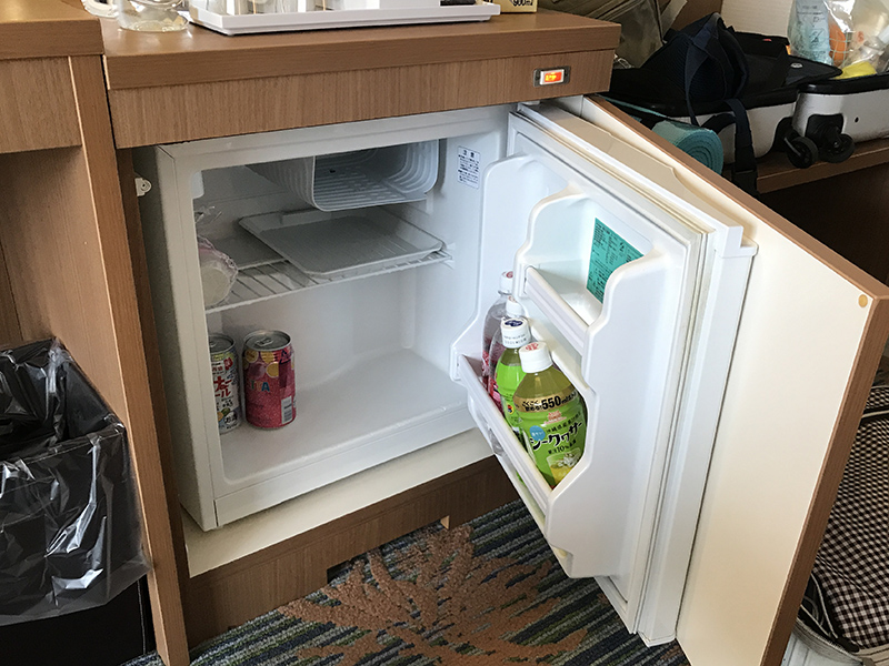 ベッセルホテルカンパーナ沖縄客室の冷蔵庫